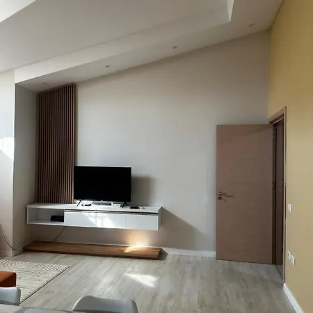 A New In The Attic Apartman