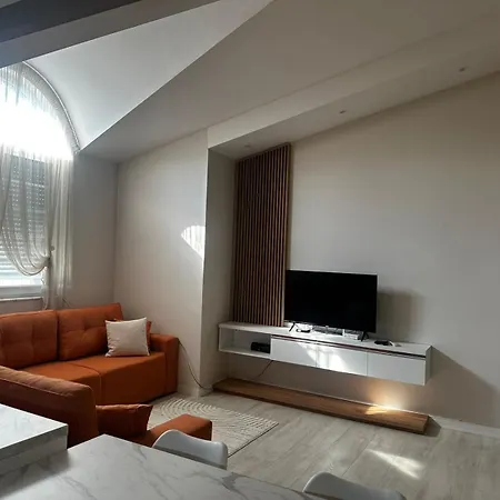 Апартаменты A New In The Attic *